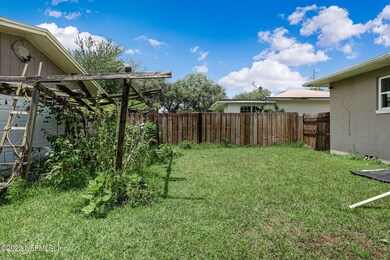 6262 Mercado Dr, Jacksonville, FL 32210 - photo 5