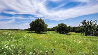 SUMMIT VISTA - 32.87 ACRES