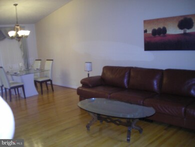 3523 Kings Point Rd, Randallstown, MD 21133 - photo 6