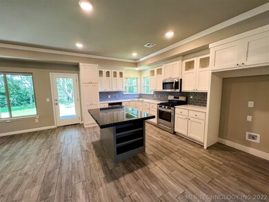 763 E 139th Place, Glenpool, OK 74033 - photo 3