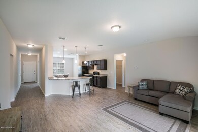 7424 Silver Lake Terrace, Jacksonville, FL 32216 - photo 3