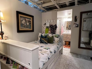 367 Auden Ave #209 Cols 2 BR 2BA