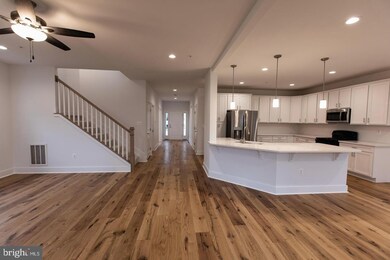 308 Poplar Ave, Edgewater, MD 21037 - photo 3