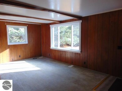 8829 E Pierce Rd, Ithaca, MI 48847 - photo 6