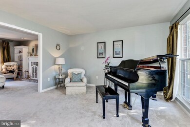 10704 Forestgate Place, Glenn Dale, MD 20769 - photo 5