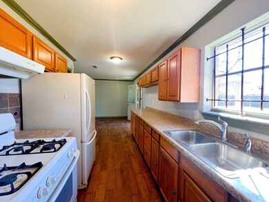 5725 Melanite Ave, Houston, TX 77053 - photo 7