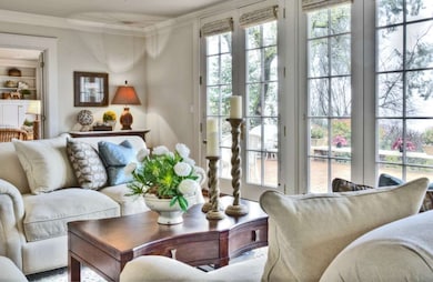 3804 Hunts Point Rd, Hunts Point, WA 98004 - photo 4