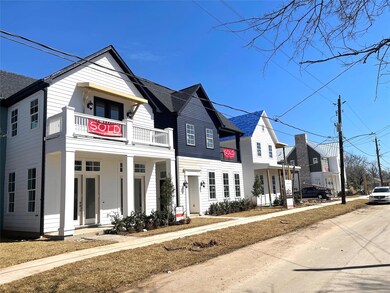 Streetscape on Rusk at Eastwood Green