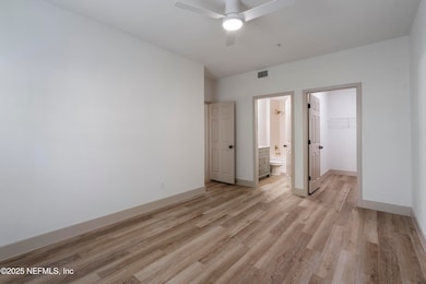 575 Oakleaf Plantation #704-1