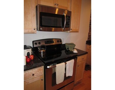 44 N Bennet St unit 7, Boston, MA 02113 - photo 2