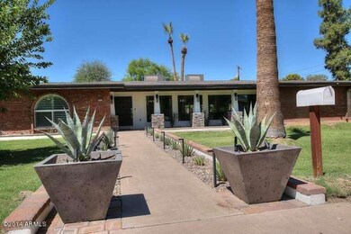 7202 N 12th Ave Phoenix AZ-small-004-Ent