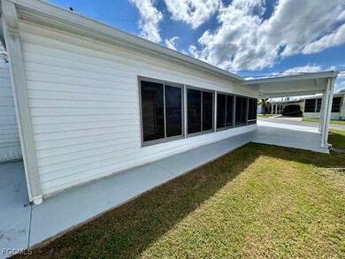 5558 Palm Beach Blvd unit 256, Fort Myers, FL 33905 - photo 4