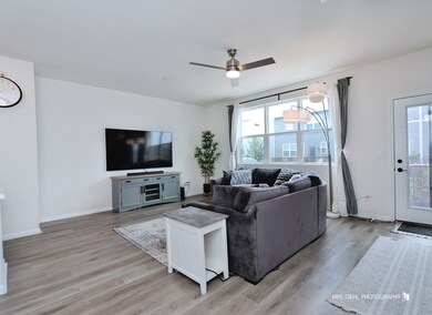 3304 Trillium Cir, Rolling Meadows, IL 60008 - photo 3