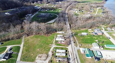 102 3rd St, Vanceburg, KY 41179 - photo 4