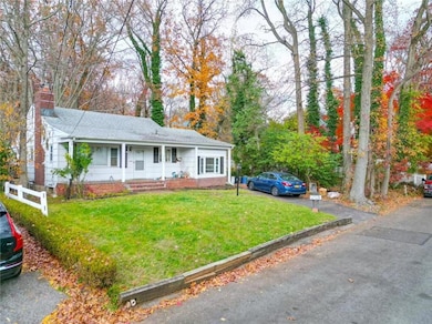 267 Edinboro Rd, Staten Island, NY 10306 - photo 4