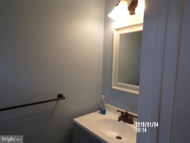 1519 Lowell Ct, Crofton, MD 21114 - photo 7