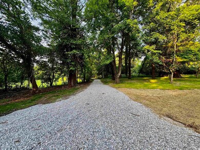 1870 S Knightridge Rd, Bloomington, IN 47401 - photo 2