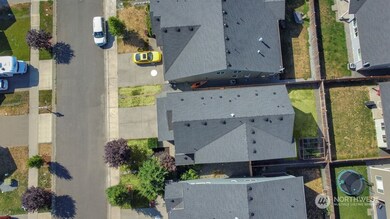 9970 Justman St SE, Yelm, WA 98597 - photo 4