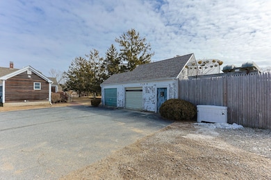 22 Shore Rd, Provincetown, MA 02657 - photo 6