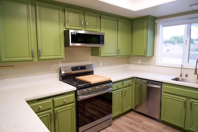 640 W Avenue Q 12, Palmdale, CA 93551 - photo 4