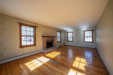 27 Cabot Dr, Nashua, NH 03064 - photo 7