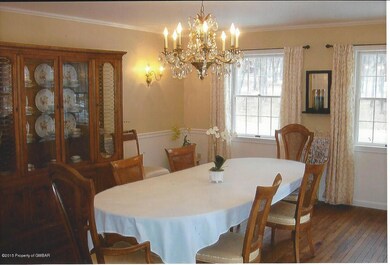 Pinecone-din rm (2).jpg