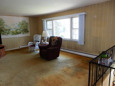 Spacious Living Rm