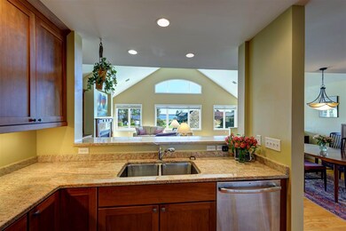 237 Cushing Rd, Newmarket, NH 03857 - photo 5