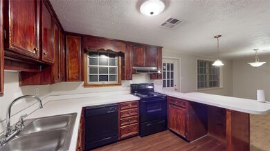 106 Country Club Dr, Prattville, AL 36067 - photo 5