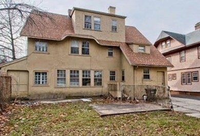 141 Forest Park Ave, Springfield, MA 01108 - photo 5