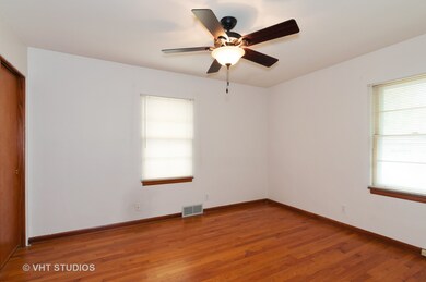 1132 N Main St, Naperville, IL 60563 - photo 3