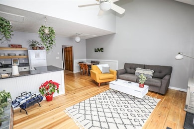 31 Tenney Brook Rd unit 2, Plymouth, NH 03264 - photo 4