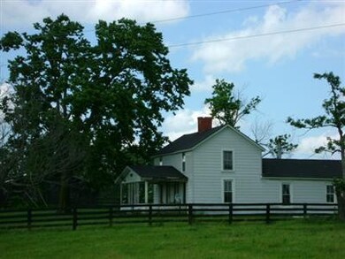 383 Dunn Ln, Harrodsburg, KY 40330 - photo 3