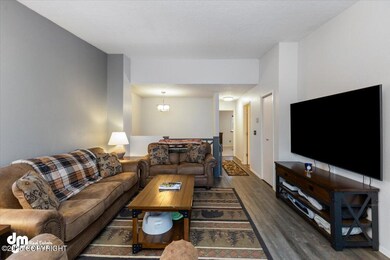 10-LIVINGROOM_NLL_IMG_3-4