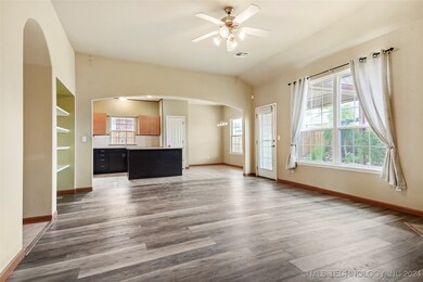 14604 S Oak St, Glenpool, OK 74033 - photo 6