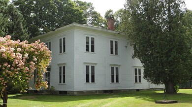 11 Albany Road in West Stockbridge