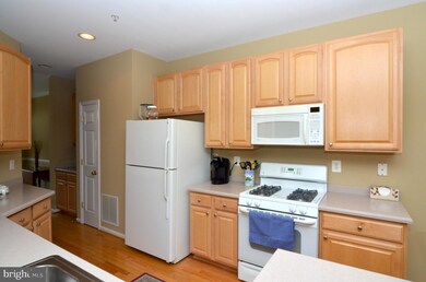 2465 Cheyenne Dr unit 83, Gambrills, MD 21054 - photo 7