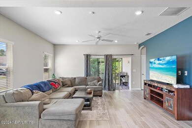 15-826 Spotted Fox Ridge Ave (15)