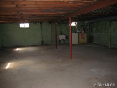 Full & dry basement