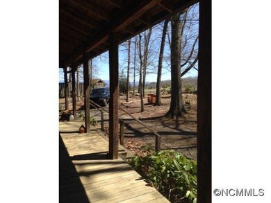 529 Moores Valley Ln, Leicester, NC 28748 - photo 3