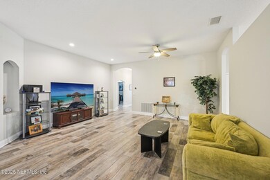 10-web-or-mls-Welaka Way-1505-010