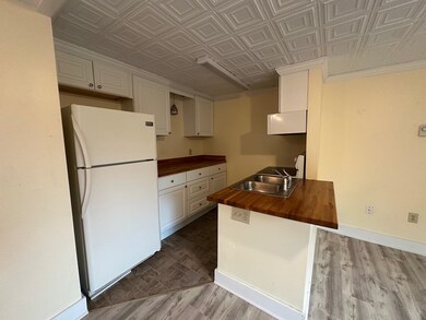 23 Ashuelot St unit C, Winchester, NH 03470 - photo 3
