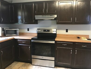 6245 Reynoldsburg Rd, Paris, TN 38242 - photo 4