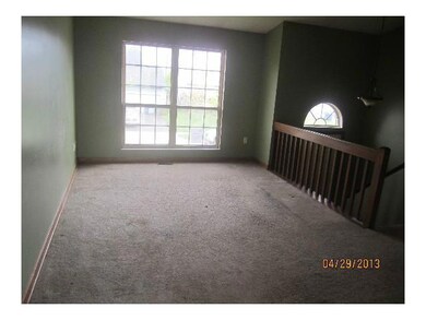 5329 Cherry Bud Ct, Columbus, OH 43228 - photo 2