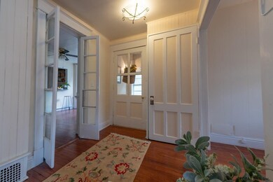 17 Arcadia Ave, Albany, NY 12209 - photo 3