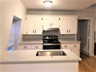 33 Ann St unit 3, Newport, RI 02840 - photo 5