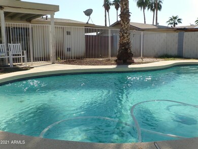 Pool with gate