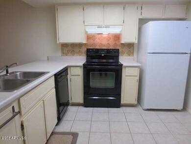 7723 E Columbine Way, Mesa, AZ 85208 - photo 2