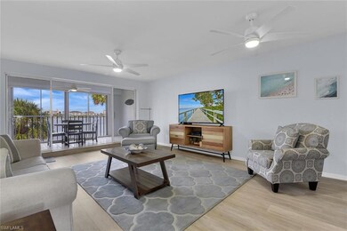 9101 Vanderbilt Dr unit 203, Naples, FL 34108 - photo 2