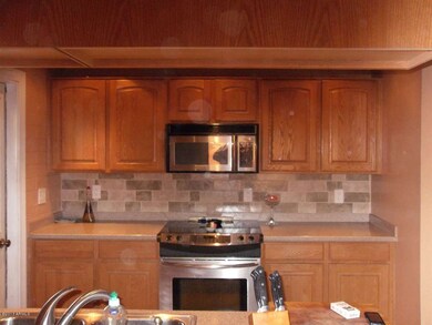 Lou's Kitchen